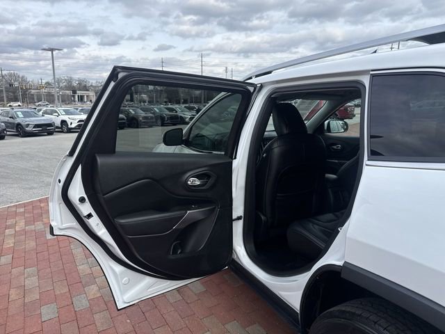 Used 2021 Jeep Cherokee Latitude Plus image 27