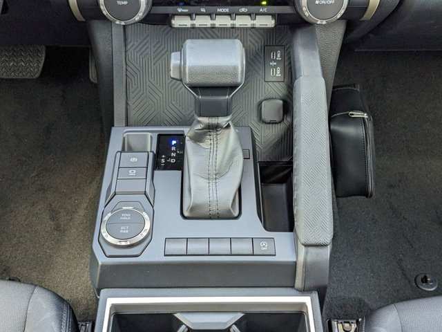 New 2024 Toyota Tacoma SR5 RWD image 17