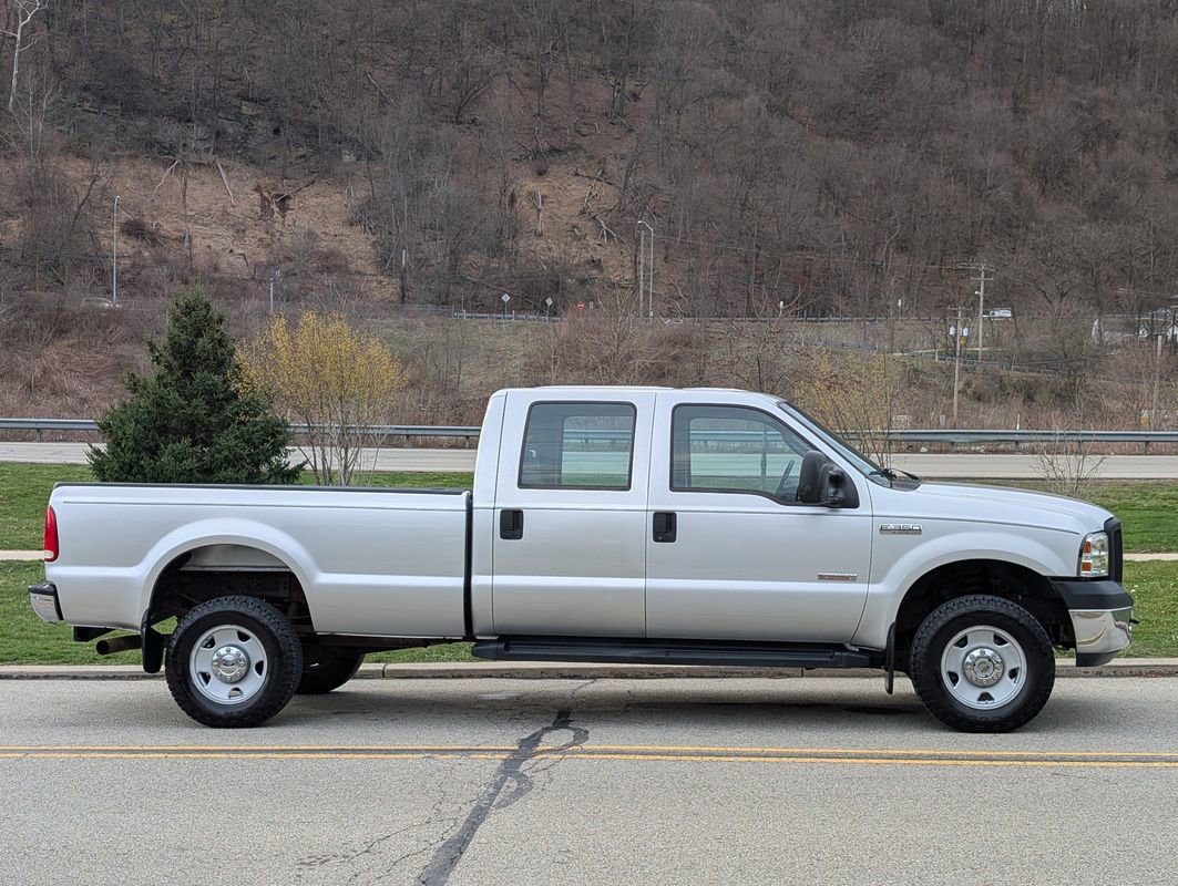 Used 2006 Ford F350 XL image 5