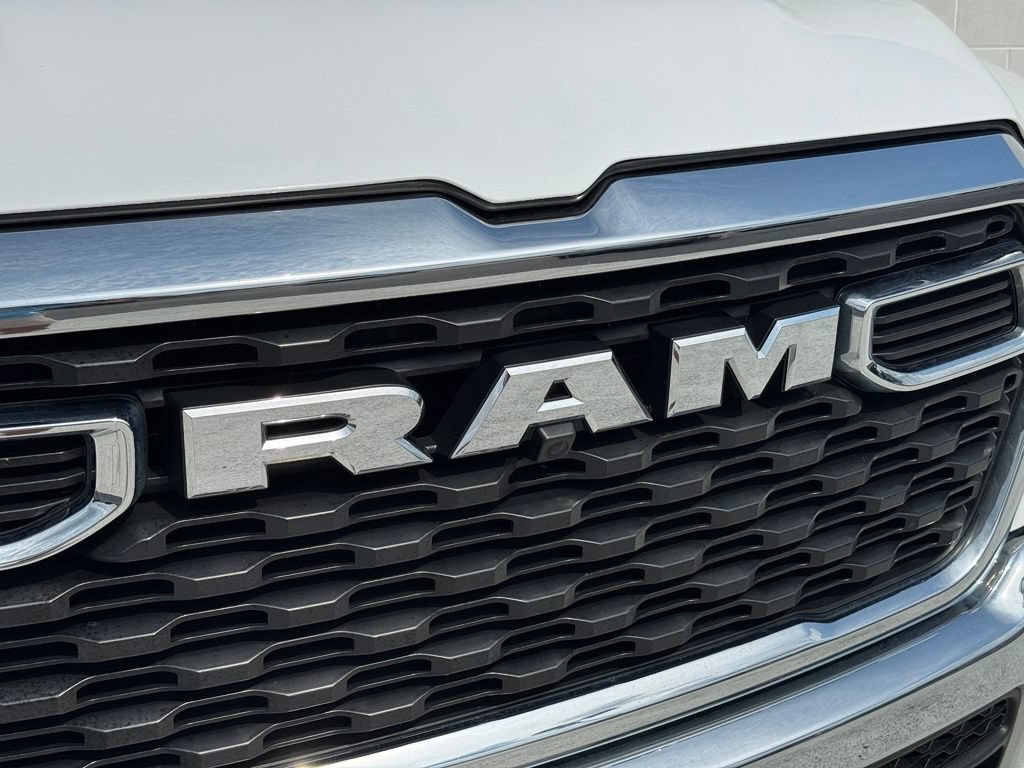 Used 2025 RAM 1500 Big Horn AWD/4WD image 9