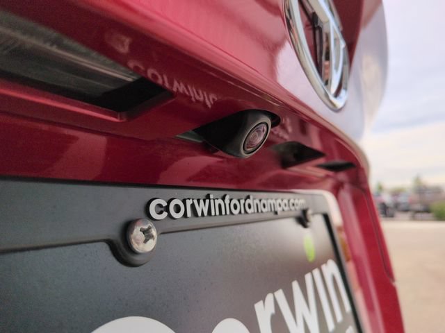 Used 2021 Toyota C-HR XLE FWD image 29
