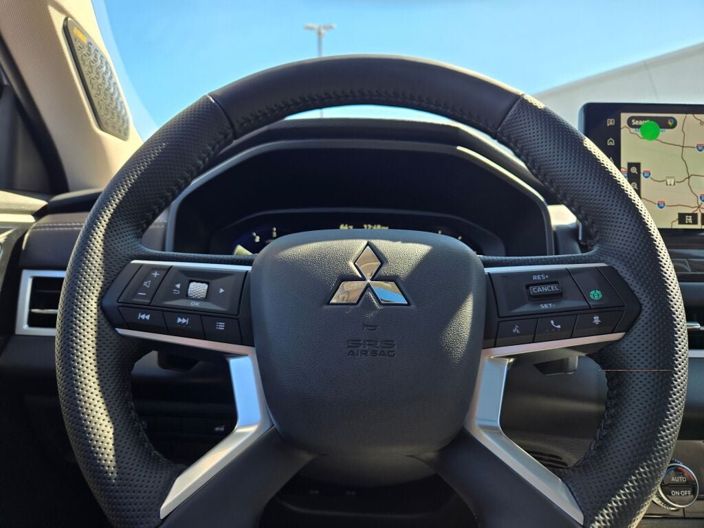 New 2026 Mitsubishi Outlander SE AWD/4WD image 28