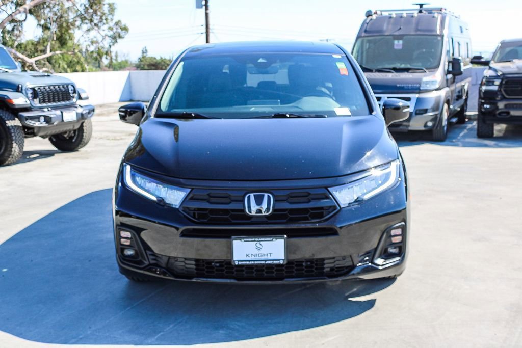 Used 2025 Honda Odyssey Sport-L image 3