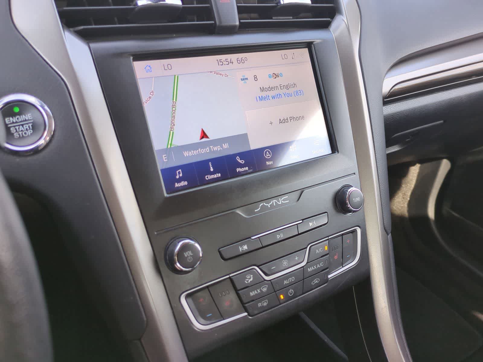 Used 2020 Ford Fusion SEL FWD image 27