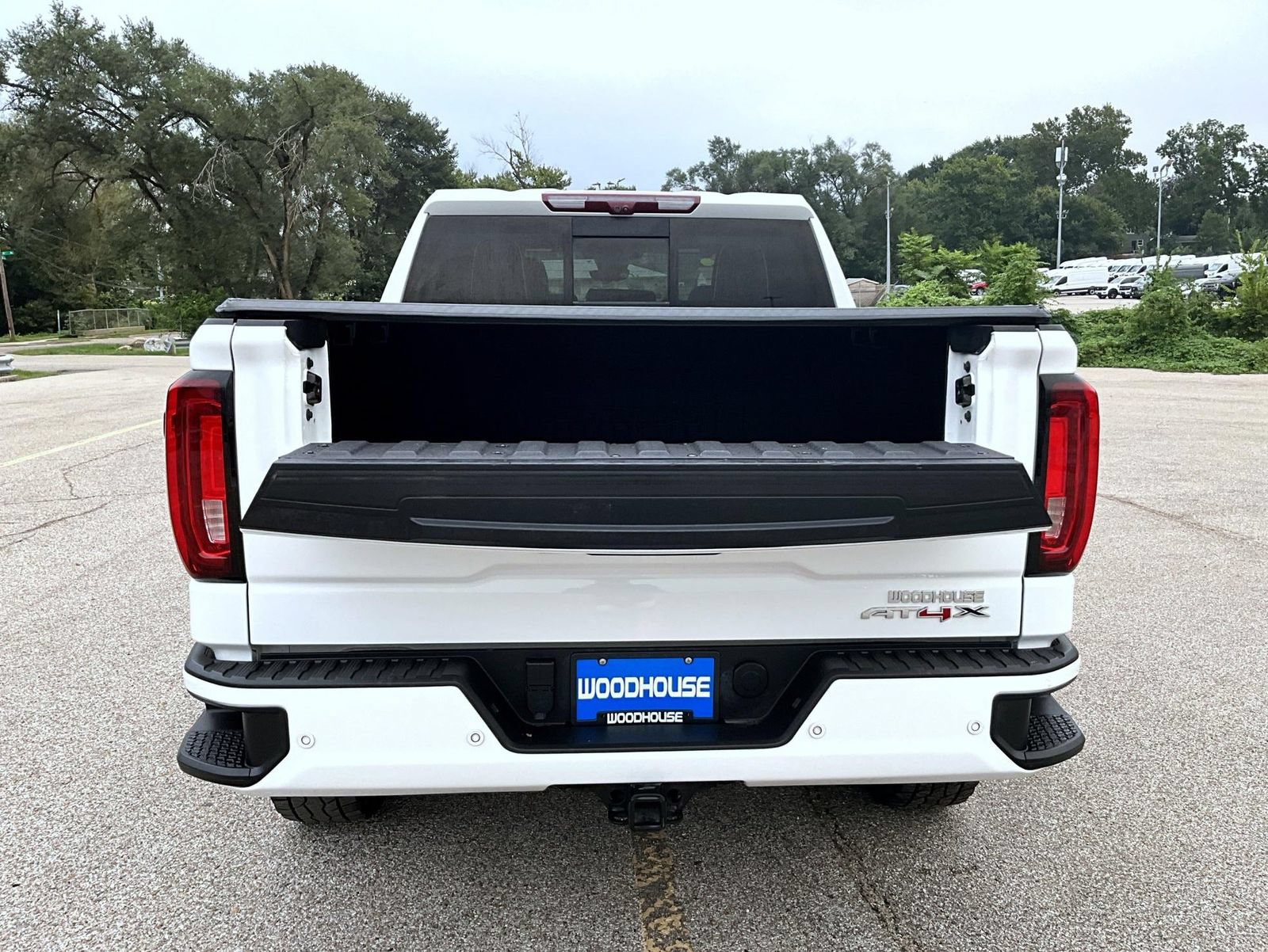 Used 2022 GMC Sierra 1500 AT4X AWD/4WD image 10