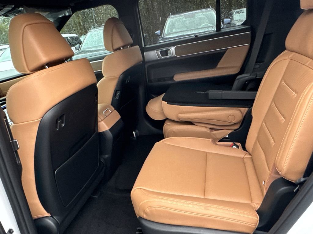 New 2026 Hyundai Santa Fe Calligraphy image 11