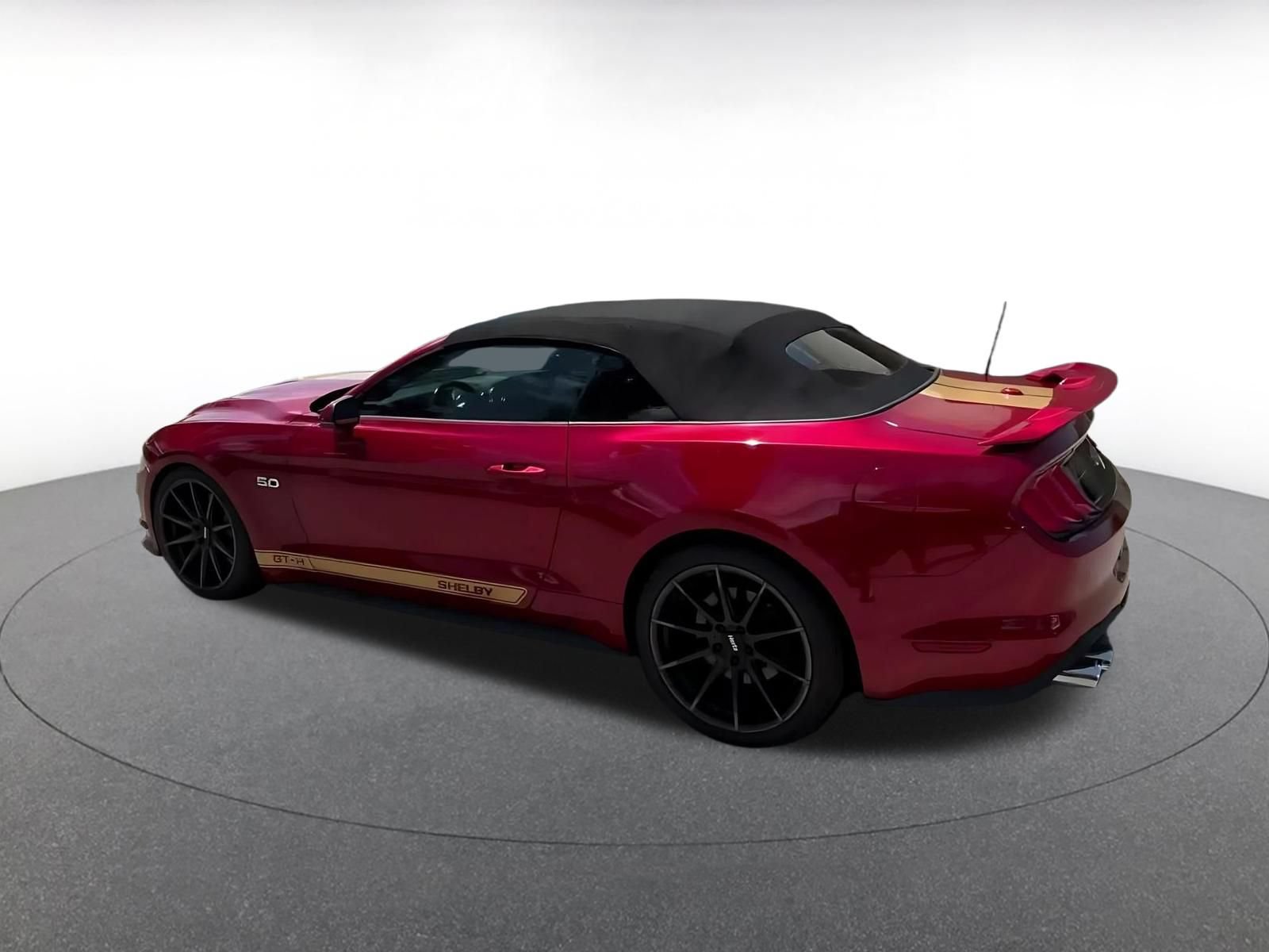 Used 2022 Ford Mustang GT Premium w/ GT Performance Package RWD image 6