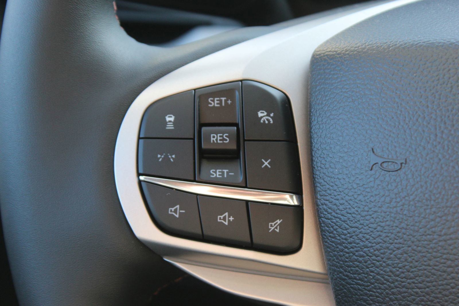 New 2026 Ford Explorer Active image 21