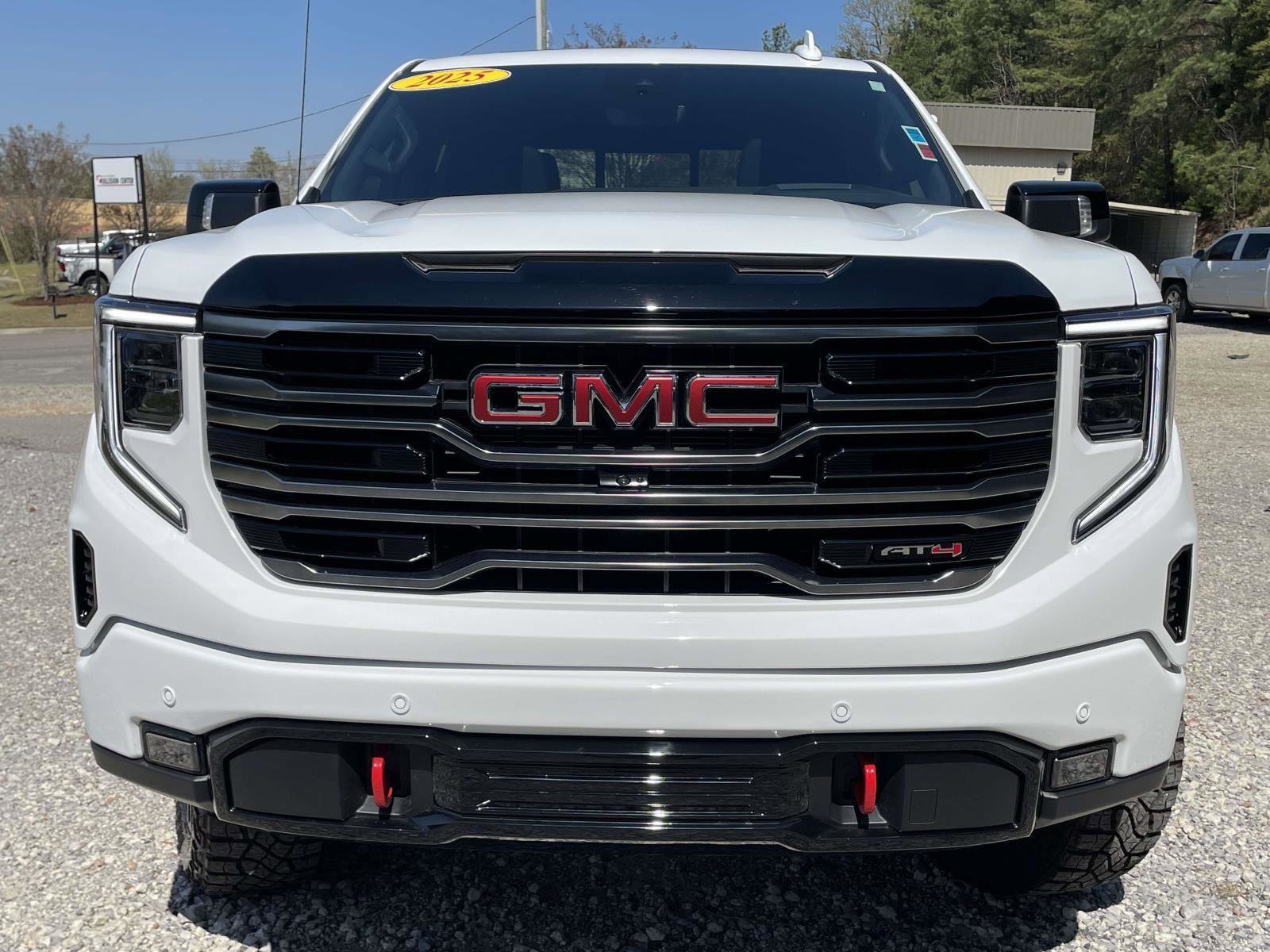 Used 2025 GMC Sierra 1500 AT4 w/ AT4 Premium Package image 28