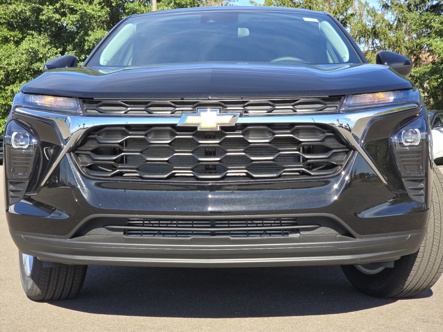 New 2026 Chevrolet Trax LS w/ LS Convenience Package FWD image 9