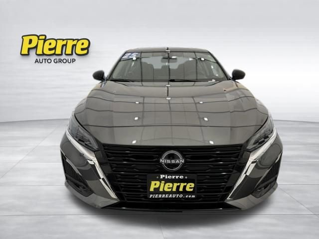 Used 2025 Nissan Altima 2.5 SV image 7