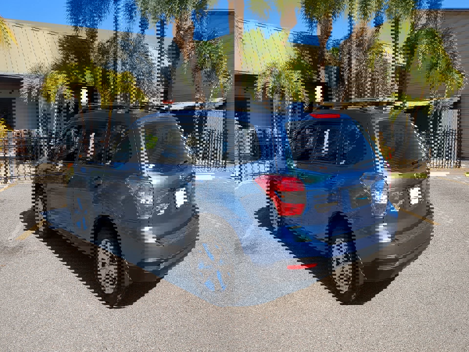 Used 2016 Subaru Forester 2.5i w/ Alloy Wheel Package image 8