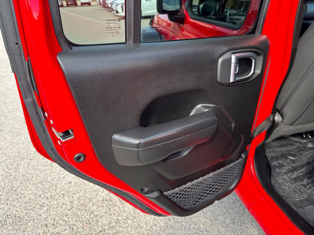 Certified 2022 Jeep Wrangler Unlimited Sport w/ Sun And Sound Package AWD/4WD image 20