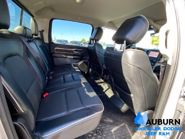 Used 2022 RAM 1500 Laramie AWD/4WD image 18