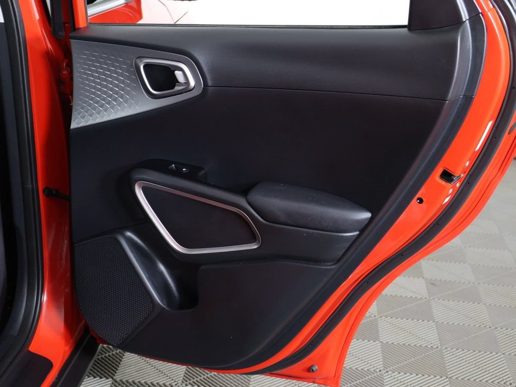 Used 2024 Kia Soul S FWD image 24