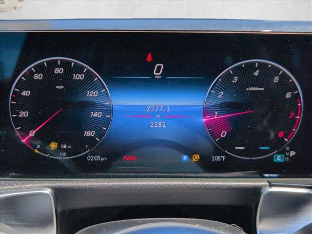 New 2025 Mercedes-Benz GLB 250 image 11