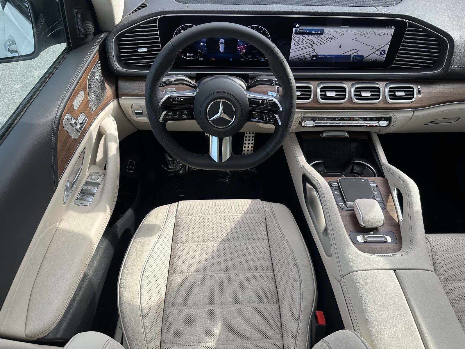 New 2026 Mercedes-Benz GLS 580 4MATIC image 9
