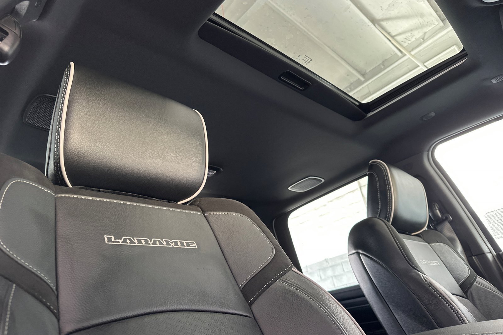 New 2026 RAM 3500 Laramie AWD/4WD image 16
