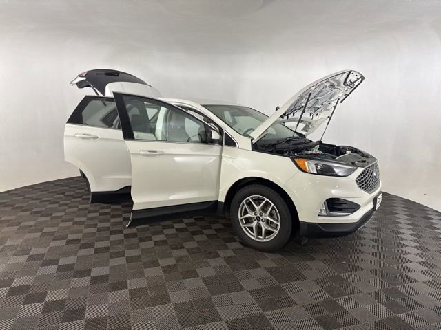 Used 2023 Ford Edge SEL w/ Convenience Package image 14