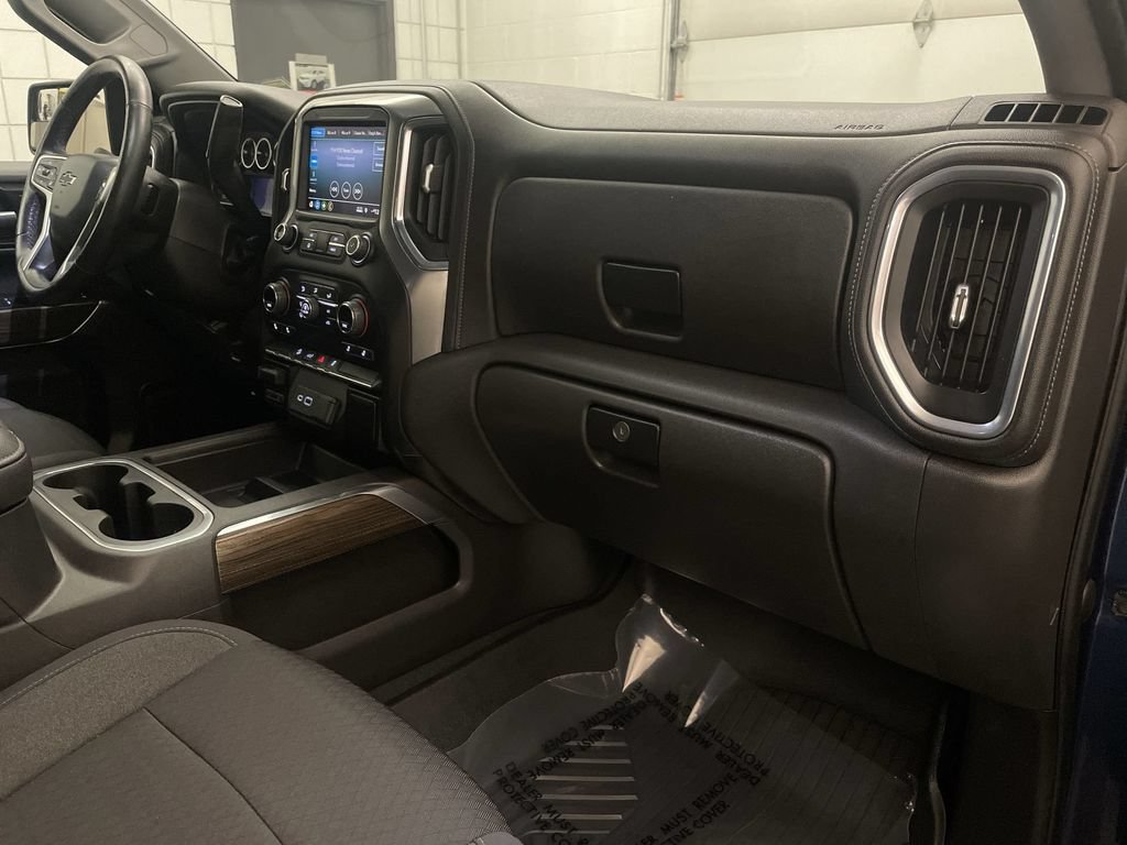 Used 2021 Chevrolet Silverado 1500 LT Trail Boss w/ Bed Protection Package AWD/4WD image 21