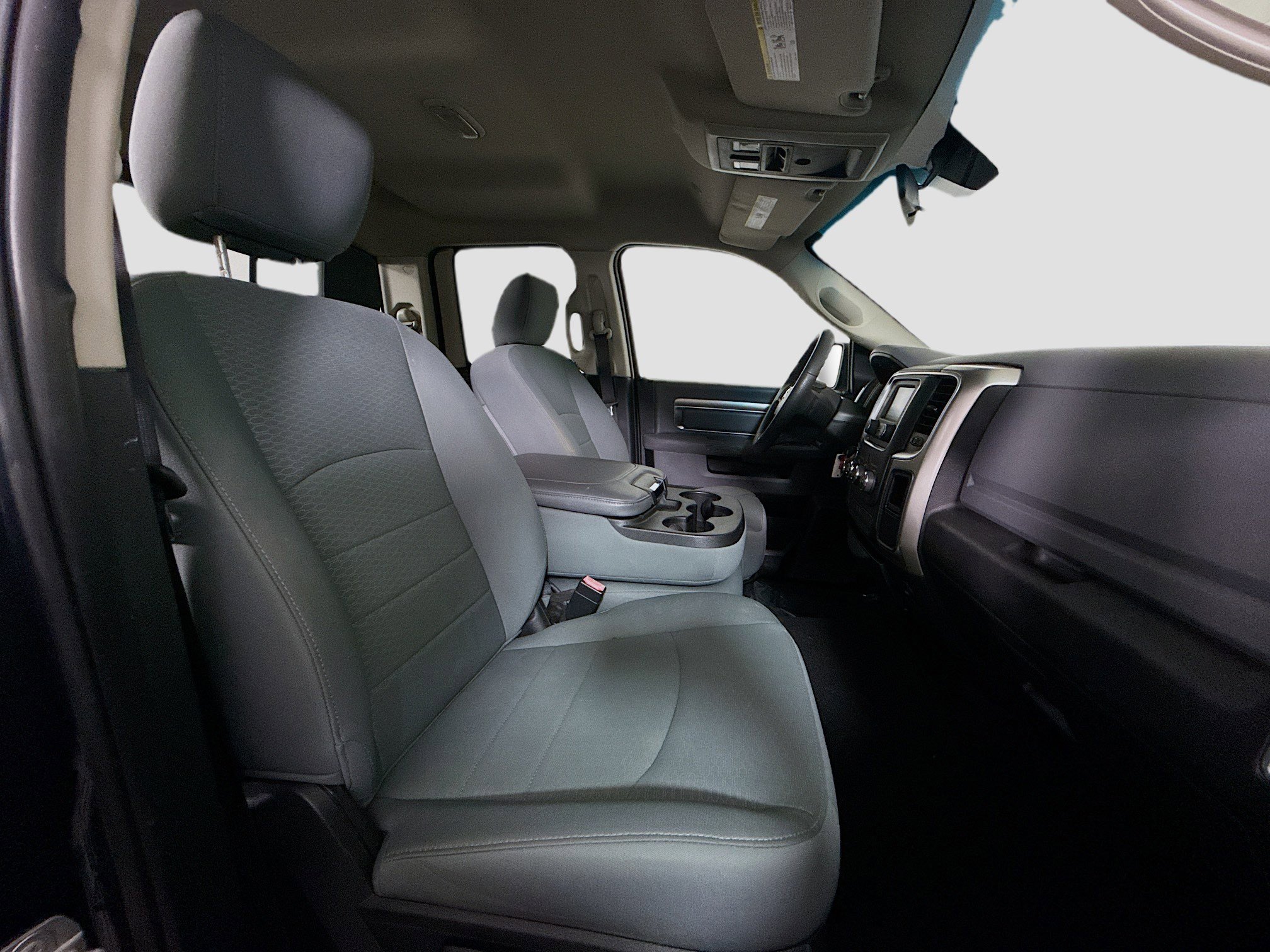 Used 2018 RAM 1500 Classic SLT RWD image 28