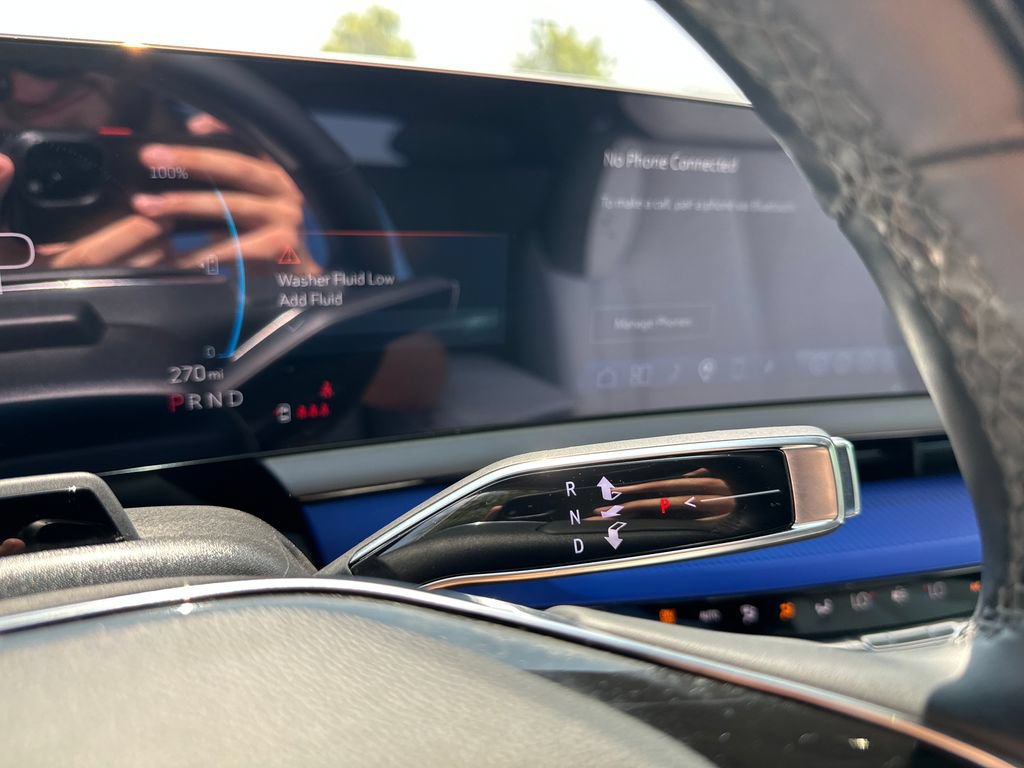 Certified 2025 Cadillac Optiq Sport 1 AWD/4WD image 28
