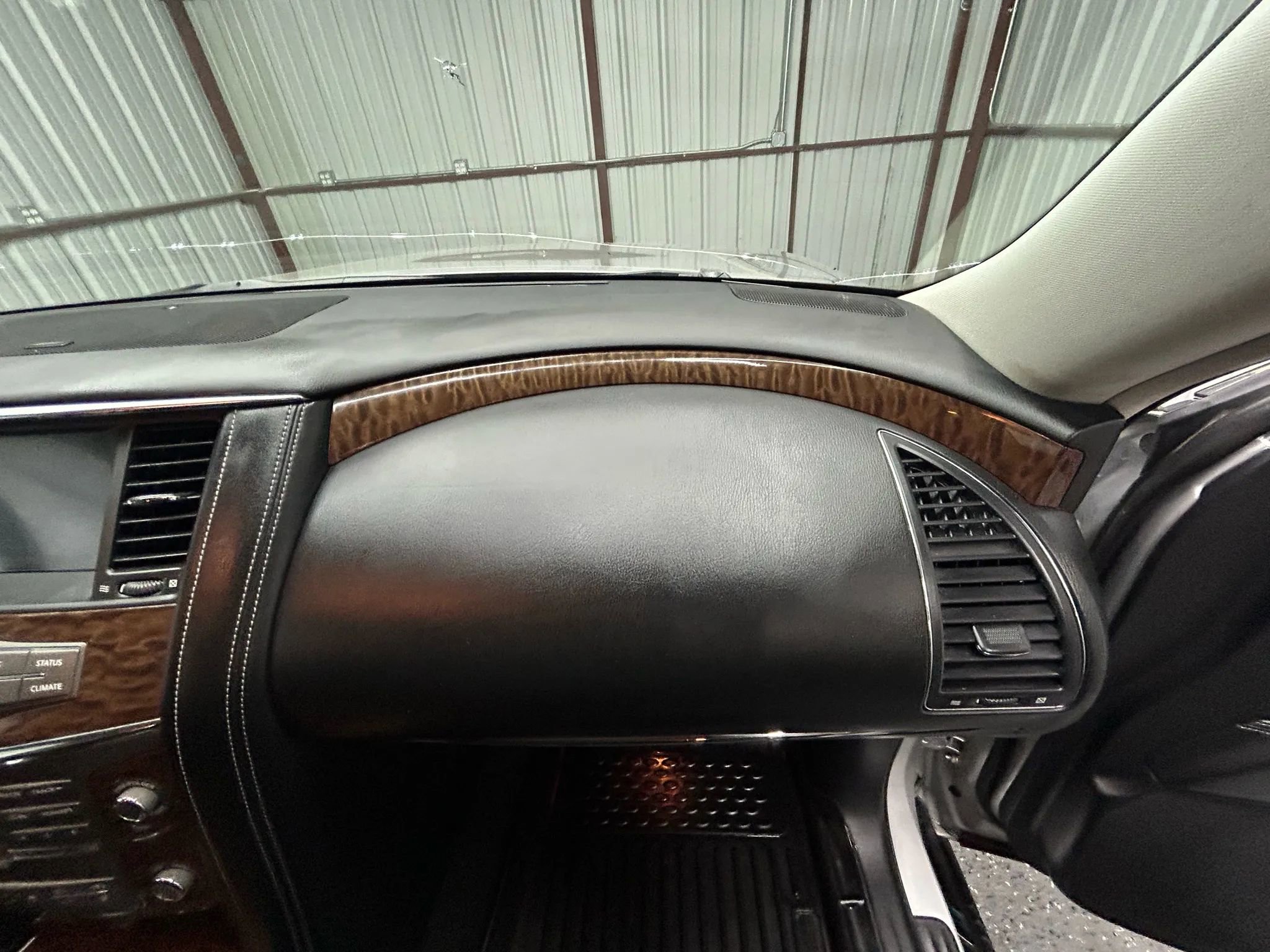 Used 2018 Nissan Armada SL w/ Premium Package AWD/4WD image 18