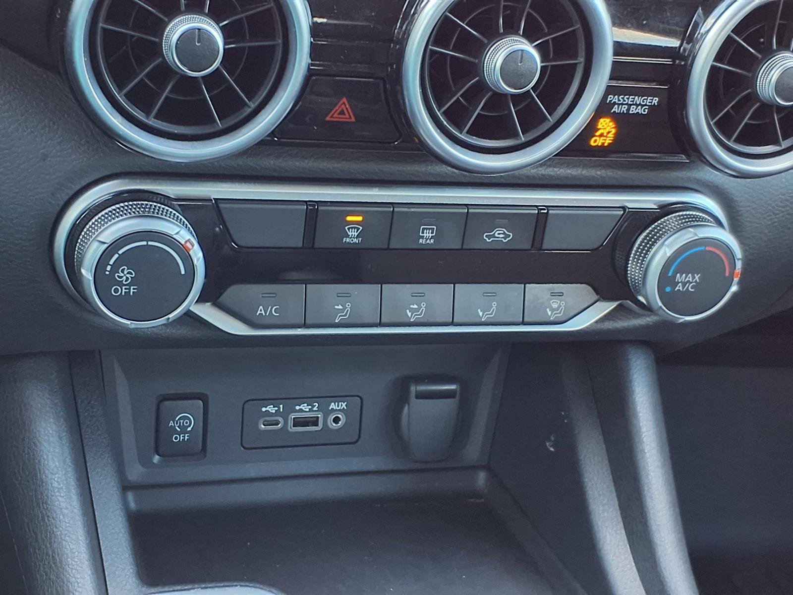 Used 2024 Nissan Sentra SV image 19