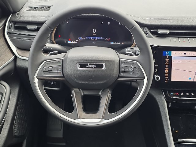 New 2026 Jeep Grand Cherokee L Limited AWD/4WD image 18