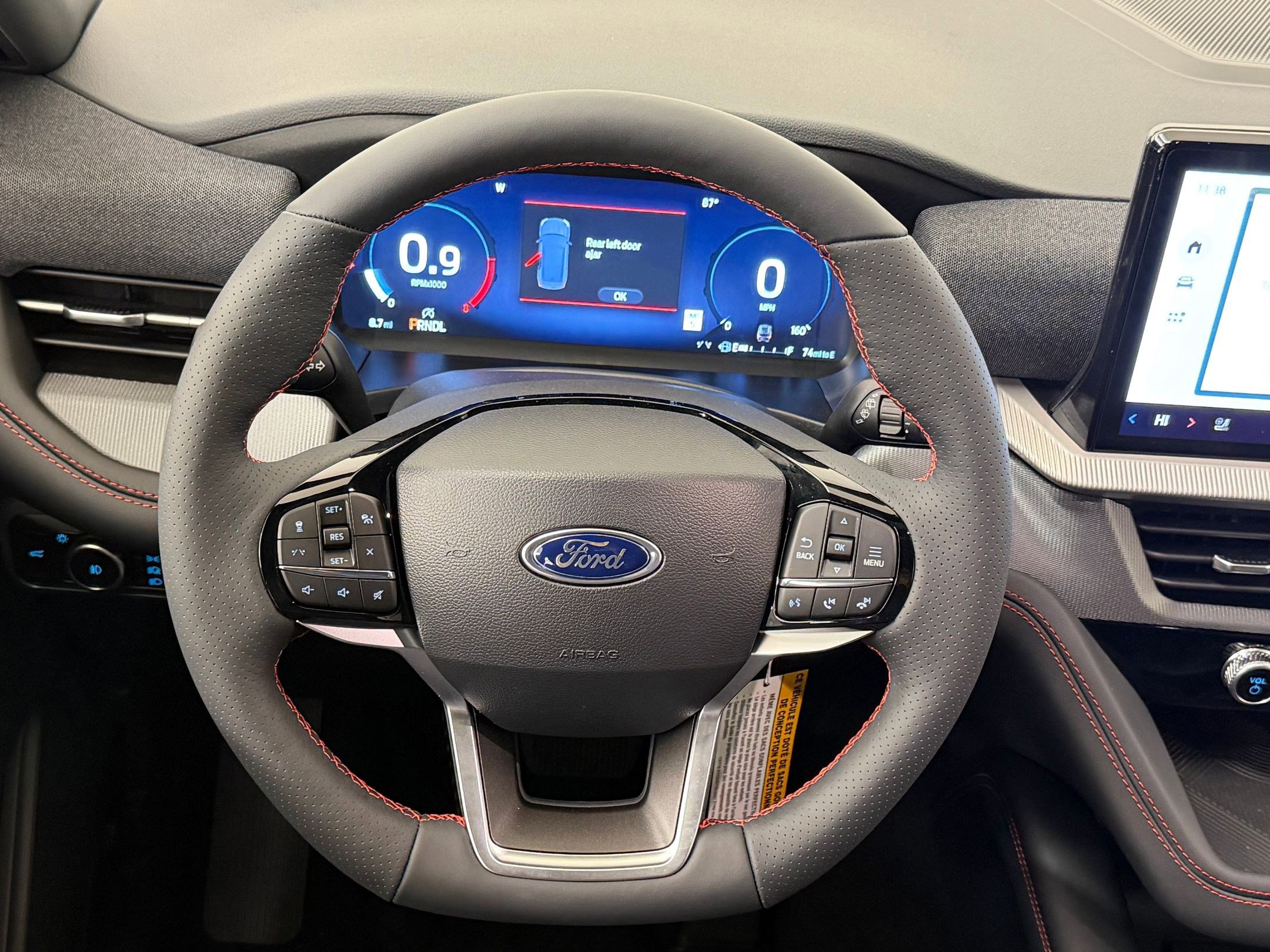 New 2026 Ford Explorer ST-Line w/ ST-Line Street Pack image 16