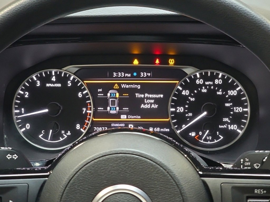 Used 2022 Nissan Pathfinder S image 19