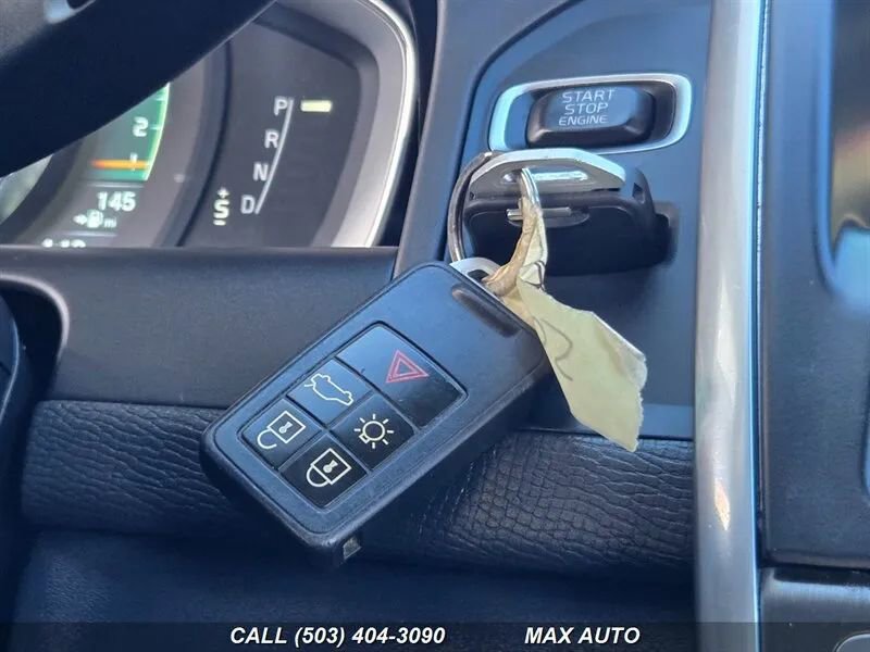 Used 2015 Volvo XC60 T5 Platinum image 34