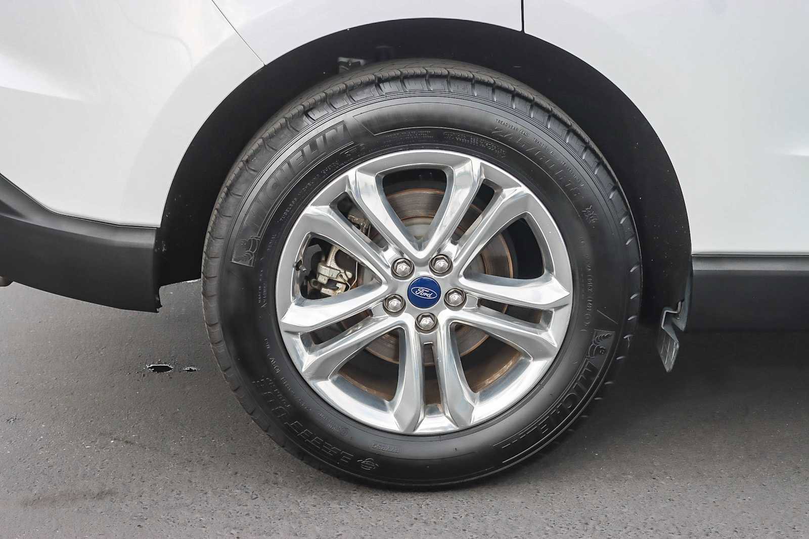 Used 2015 Ford Edge SEL w/ Equipment Group 201A image 10