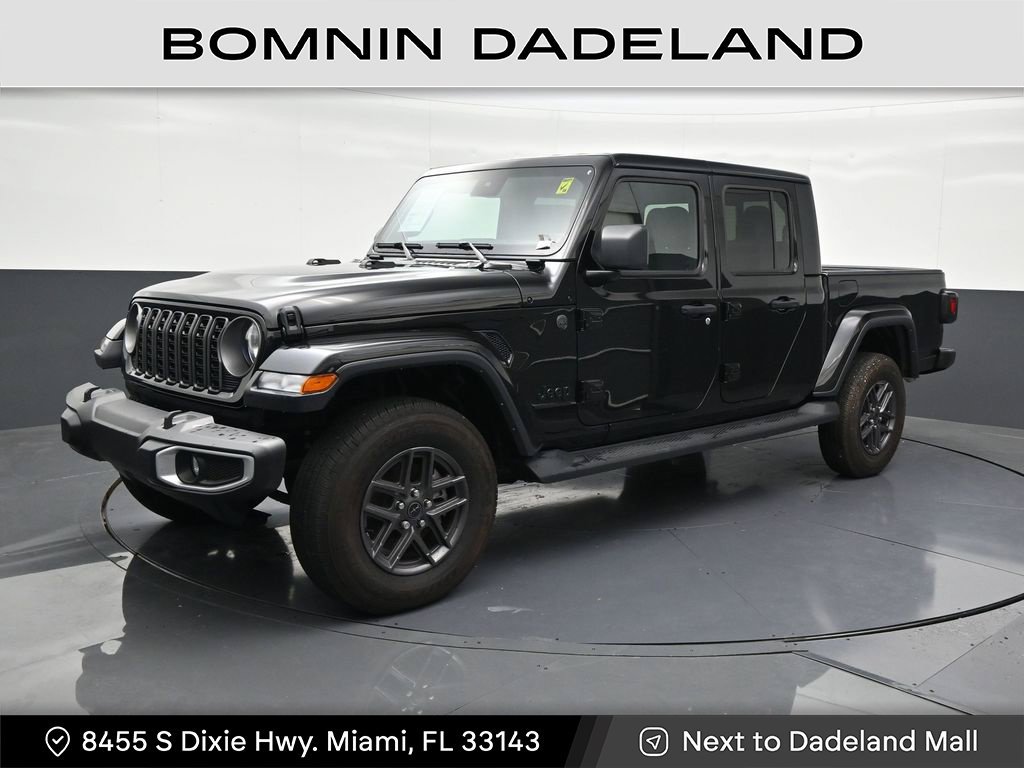 Used 2025 Jeep Gladiator Sport