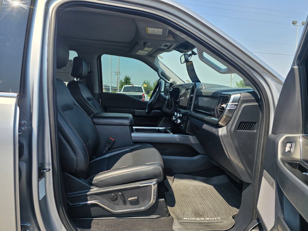 Certified 2024 Ford F450 Lariat w/ Chrome Package AWD/4WD image 13