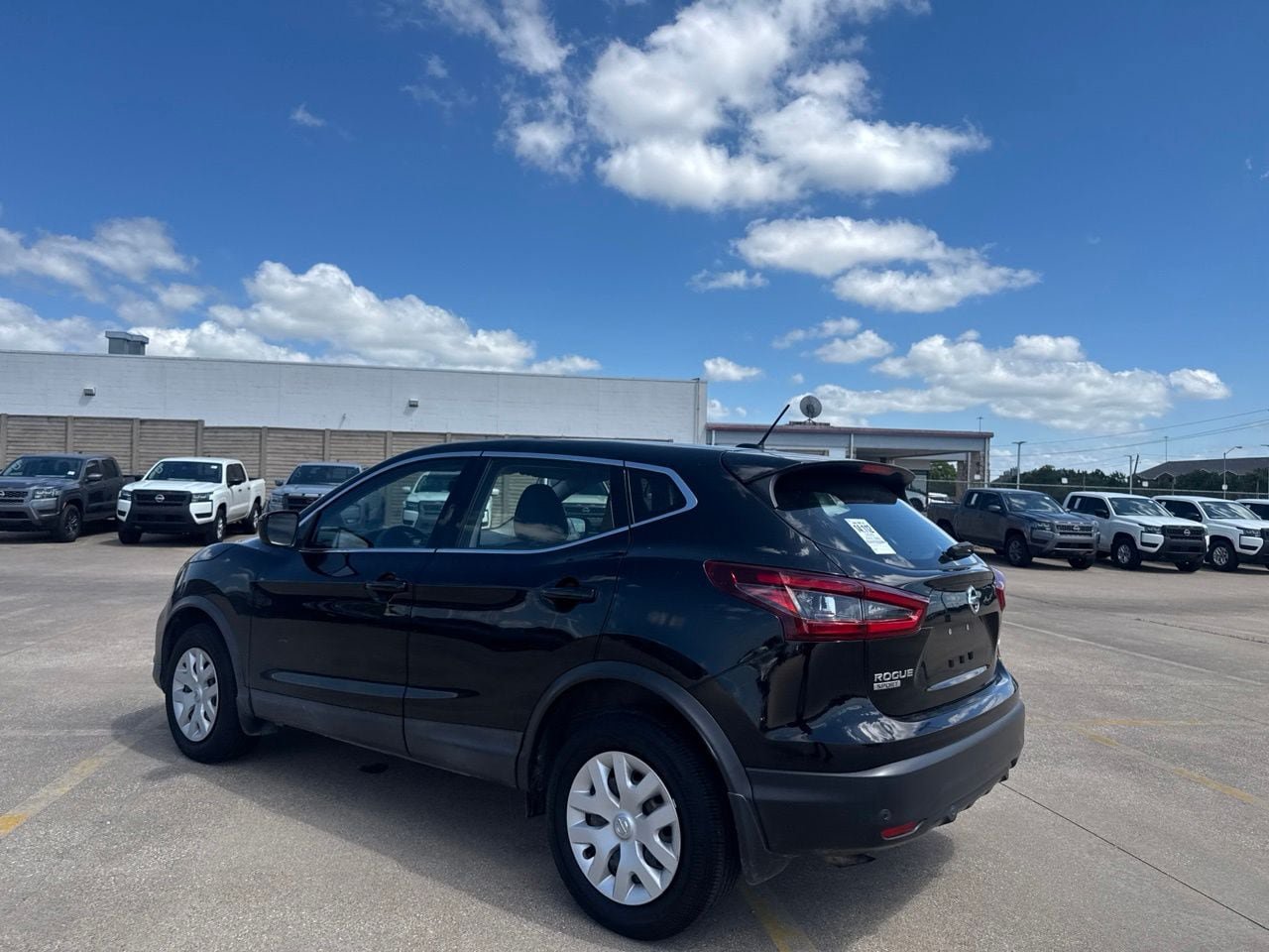 Used 2020 Nissan Rogue Sport S AWD/4WD image 14