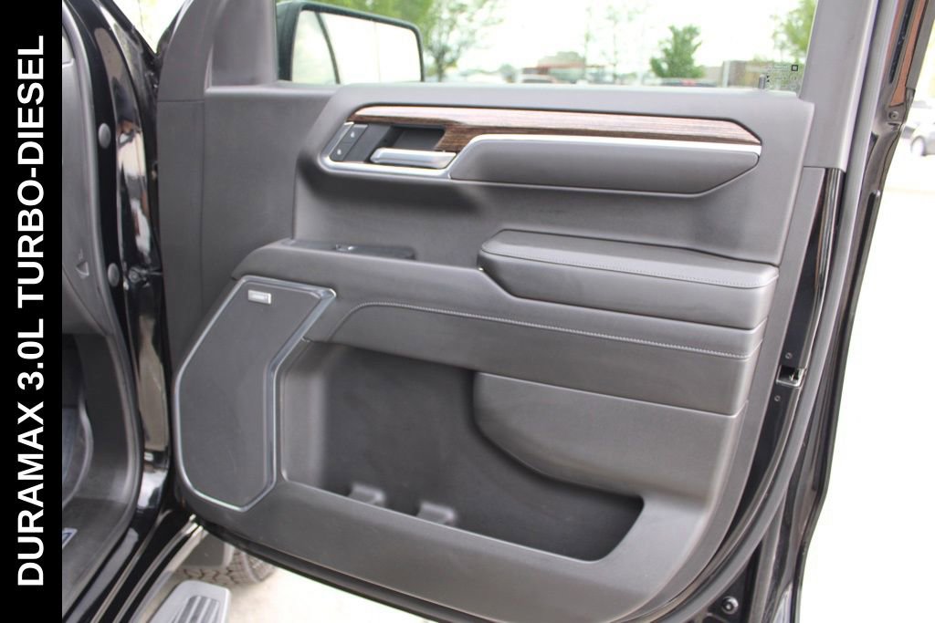 Used 2022 GMC Sierra 1500 Elevation w/ Elevation Premium Package AWD/4WD image 21