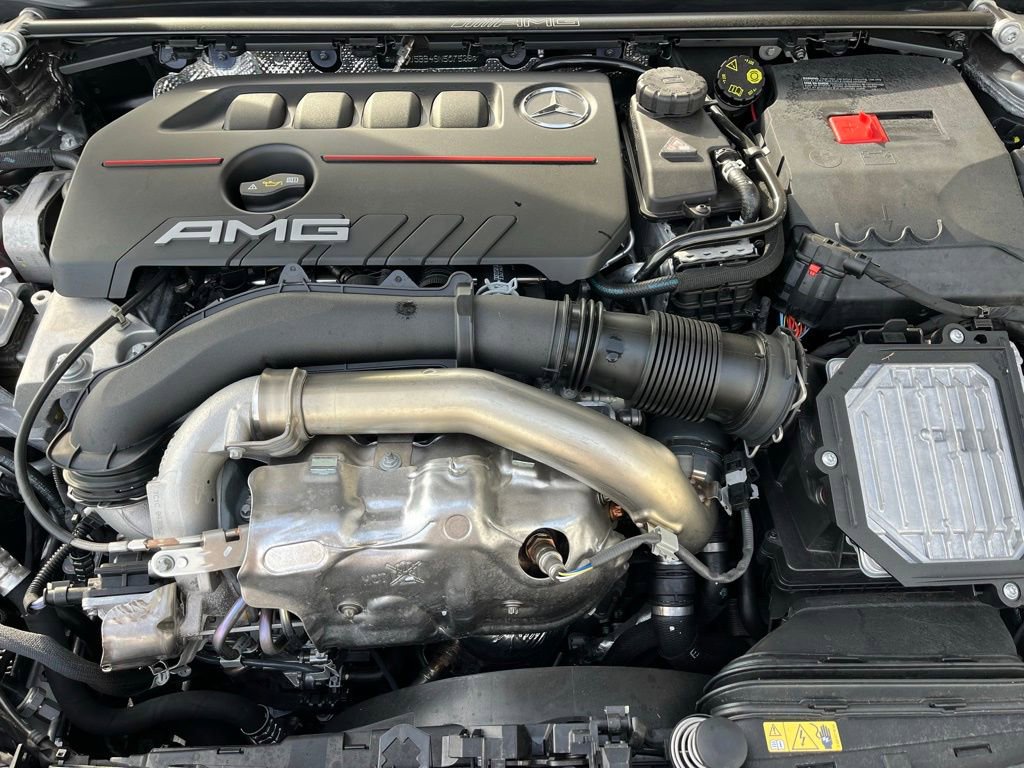 New 2025 Mercedes-Benz CLA 35 AMG 4MATIC image 12