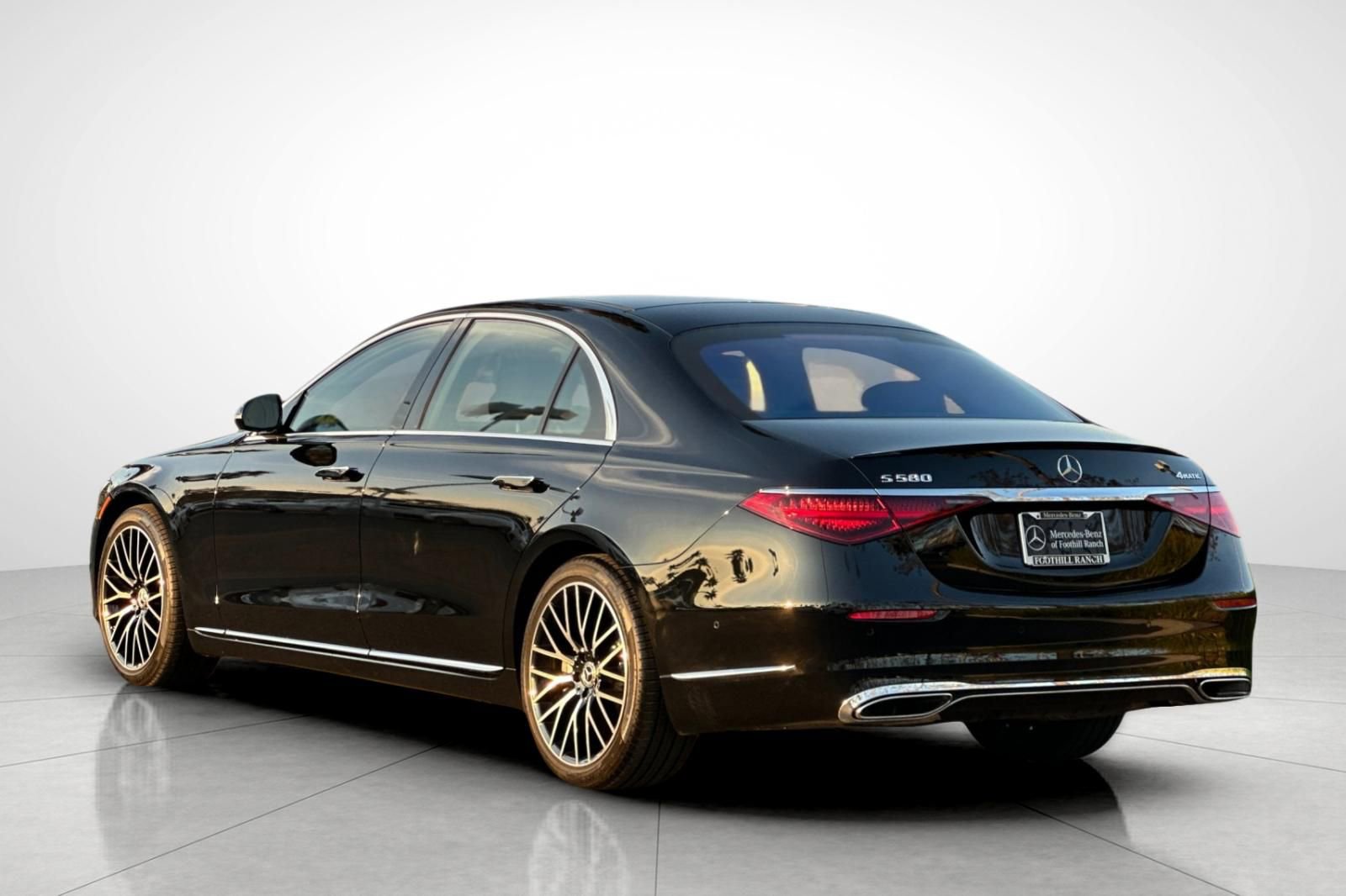 Certified 2025 Mercedes-Benz S 580 4MATIC Sedan image 13