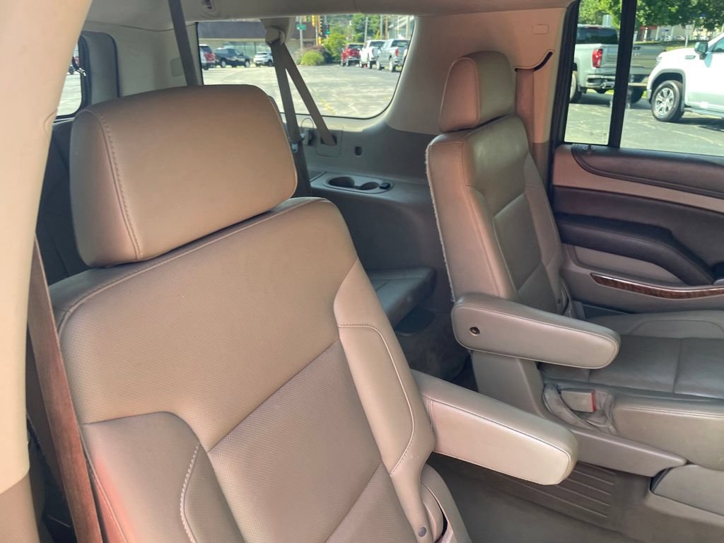 Used 2015 Chevrolet Suburban LTZ AWD/4WD image 40