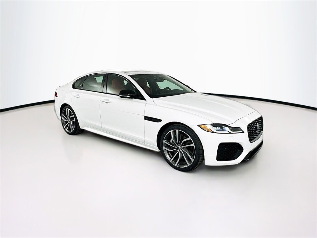 New 2024 Jaguar XF R-Dynamic SE image 3
