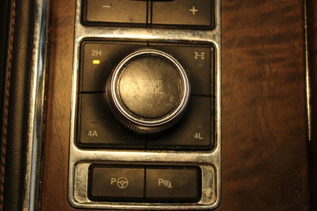 Used 2019 Ford Expedition Platinum image 33