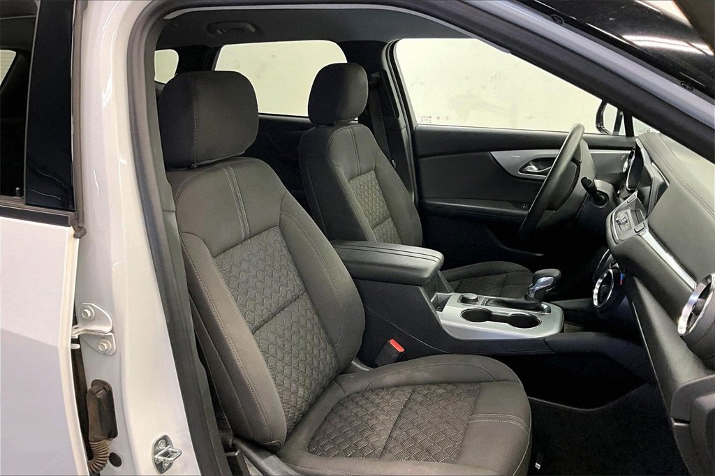 Used 2022 Chevrolet Blazer LT image 6