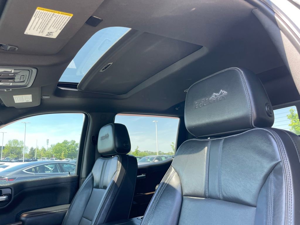 Used 2021 Chevrolet Silverado 1500 High Country w/ Technology Package AWD/4WD image 21