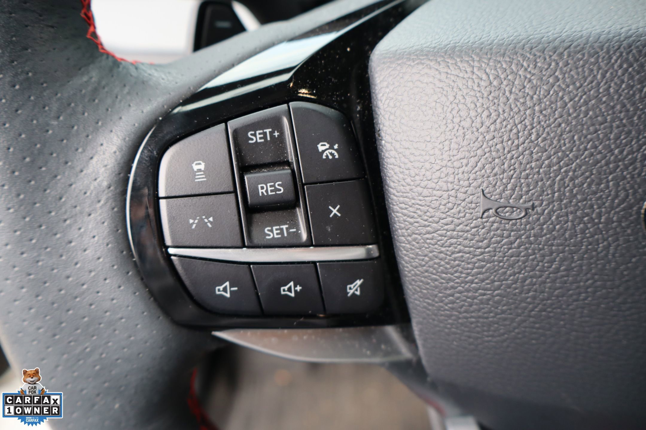 Certified 2025 Ford Explorer ST AWD/4WD image 14