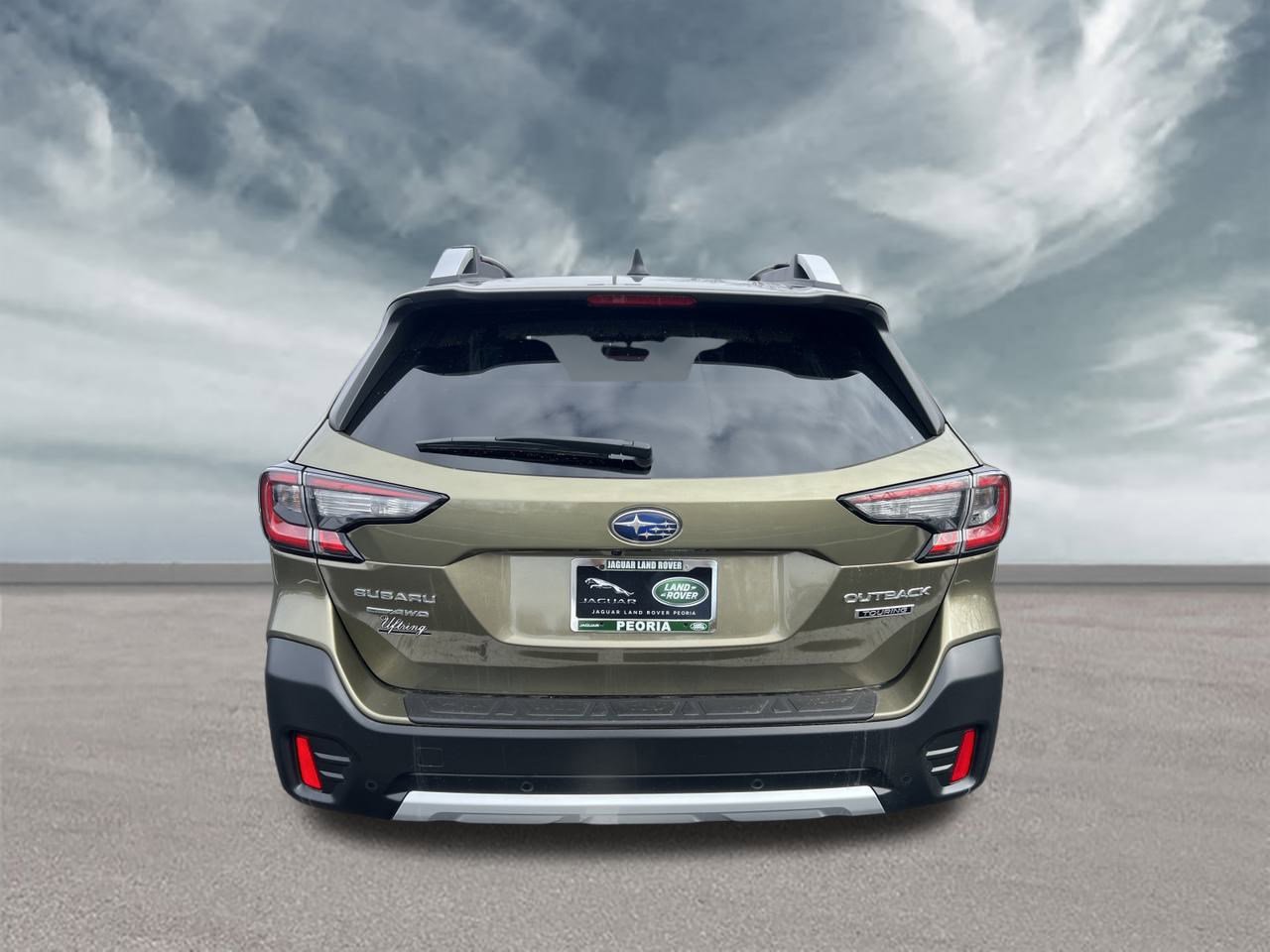 Used 2022 Subaru Outback Touring image 4
