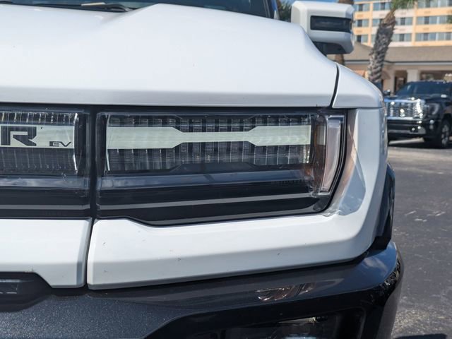 Used 2025 GMC Hummer EV 3X AWD/4WD image 9