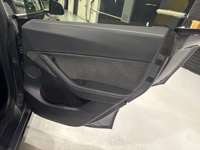 Used 2023 Tesla Model Y Performance image 29