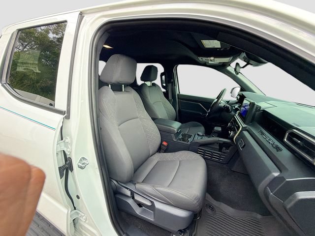 Used 2024 Toyota Tacoma SR AWD/4WD image 13