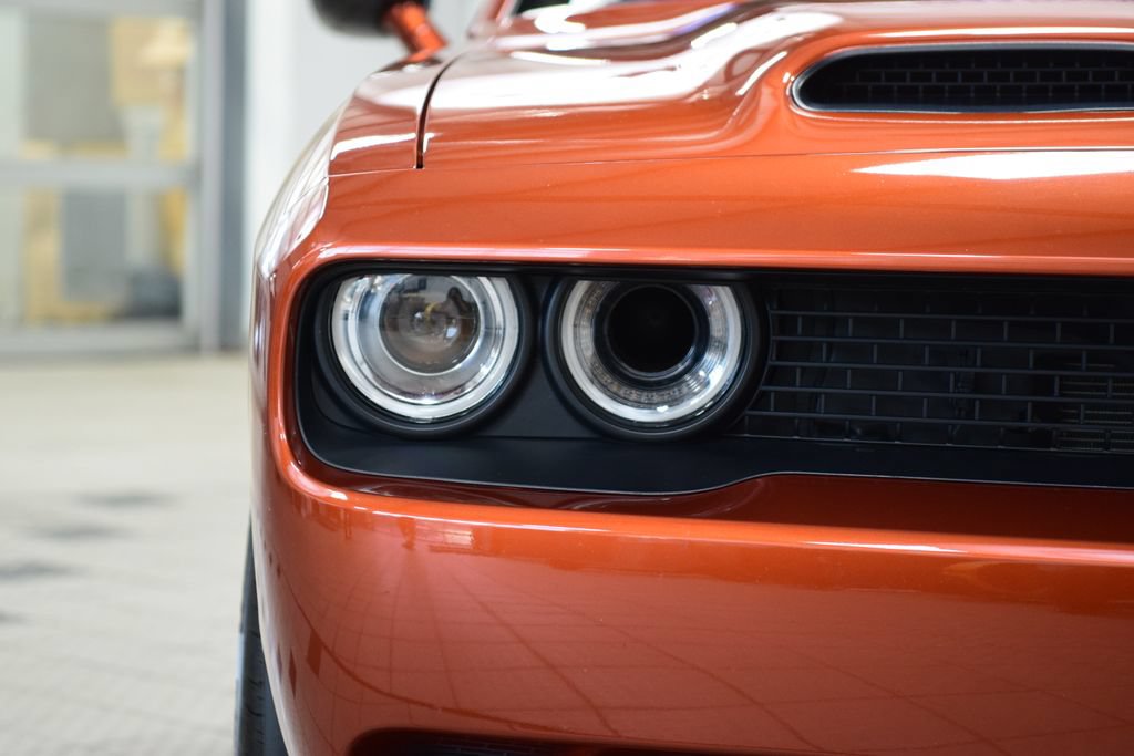 Used 2022 Dodge Challenger SRT Hellcat w/ Plus Package RWD image 12